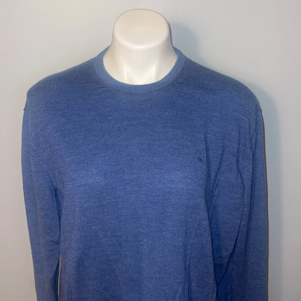 Calvin Klein 100% Italian Merino Wool mens crewneck sweater. Size XL.